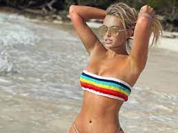 Paulina gretzky appears to be enjoying her 31st birthday as the golf season begins to quiet down this month. Paulina Gretzky Sports Sexy Masters Ensemble Toronto Sun