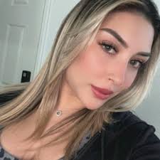 magaly blanco (@M_hellokitty)