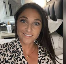 Sandra Giunta's Instagram, Twitter & Facebook