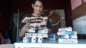 We did not find results for: Miniatur Kereta Dan Lokomotif Di Manggarai Iskandar Jual Ke Malaysia Hingga Singapura Tribun Jakarta