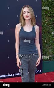 Julia Butters bei der Eröffnung der Halloween Horror Nights in den  Universal Studios Hollywood. Universal City, 05.09.2024 Stock Photo - Alamy