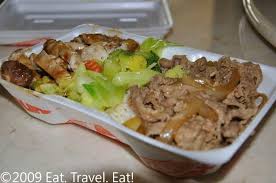 Teriyaki biasanya dipadukan dengan daging ayam maupun seafood. Yoshinoya Wiki Food Amino