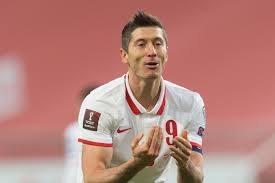 Robert lewandowski potm october winner of. Report Bayern Munich S Robert Lewandowski Could Miss 5 10 Days With Ligament Injury Update Bavarian Football Works