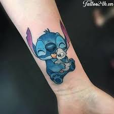 Hình xăm chú chim ở ngực. Hinh XÄƒm Ä'áº¹p á»Ÿ Cá»• Tay Thu Hut Sá»± Chu Y Cho Nam Giá»›i Hinh XÄƒm Disney Hinh XÄƒm Hinh XÄƒm Ä'áº¹p