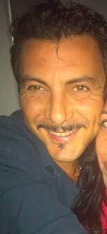 Denys Rosa's Instagram, Twitter & Facebook