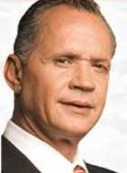 Biografía de Luis Alejandro Capdevielle Flores (Su vida, historia, bio  resumida)