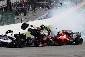 Erstmals hätte mick schumacher es in einen zweiten durchgang der qualifikation geschafft, doch sein unfall. Formel 1 Unfalle Crashes Die Glimpflich Ausgingen