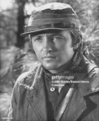 78 fotografias e imagens de alta resolução de Chris Mitchum