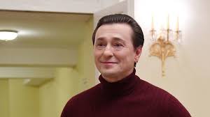 Ранее сергей безруков высмеял дебют ольги бузовой во мхате. Igraya Rol Ty Zhivyosh Personazhem Sergej Bezrukov Ob Istoricheskom Kino Teatre Vo Vremya Pandemii I Seriale Optimisty Rt Na Russkom