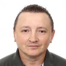 Robert Heleniak's Instagram, Twitter & Facebook