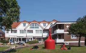 130 m rechts in die mittelstraße abbiegen. Luv Un Lee Ihr Apartmenthaus Auf Langeoog