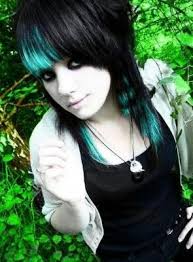 A list for all those heroes and villains with dark hair, black or brown. Emo Girl Black And Teal Hair Brown Eyes Cute Emo Girls Scene Girl Fashion Emo Girls