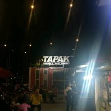 It's so close to petronas towers that you will leave tapak with a happy, full belly and awesome selfies taken within food truck park of the twin towers! Tapak Urban Street Dining Stadium Klfa Cheras 9 Tips From 857 Visitors