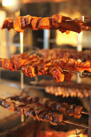 وبحسب موقع tmz، فإن بريتني سبيرز كانت تتناول مع صديقها ديفيد لوكادو وجبة في مطعم وأضاف أنه بعدما أدركت بريتني سبيرز الخطأ الذي ارتكبته دون قصد، سارعت بدفع. O Xrhsths Intercontinental Jed Sto Twitter Ø³Ø¨ÙŠØ±Ø² Ù…Ø·Ø¹Ù… Ø¨Ø±Ø§Ø²ÙŠÙ„ÙŠ ØªÙ‚Ù„ÙŠØ¯ÙŠ ÙŠÙ‚Ø¯Ù… Ù…Ø´Ø§ÙˆÙŠ Ø¹Ù„Ù‰ Ø§Ù„Ø·Ø±ÙŠÙ‚Ø© Ø§Ù„Ø¨Ø±Ø§Ø²ÙŠÙ„ÙŠØ©