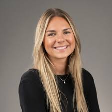 What an incredible opportunity getting to share knowledge, personal  experiences, and so much more with Bari Rabinovich, CFA, Cecilia Kiker, and  Demi Fritz, CFA, CPA at the Women's Private Capital…