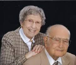 Jeanette Goss's Instagram, Twitter & Facebook