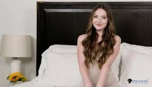 Hailey Rose Yoga Turns Into Tittyfuck And Throatpie | PornX