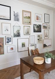 Amber Fillerup S Home Styling And Gallery Wall Tutorial Juniper Home Gallery Wall Tutorial Gallery Wall Photo Wall Gallery
