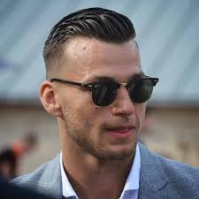 For the majority of people, standard size will be correct. Ray Ban Clubmaster Classic 3016 Shop Clothing Shoes Online