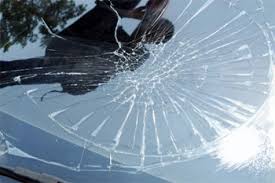 Check spelling or type a new query. Tak Usah Diganti Kaca Retak Ternyata Bisa Diperbaiki Otomotif Bisnis Com