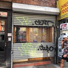 A vintage chain selling clothing by a pound. Ev Grieve Looks Like A Flamingos Vintage Pound Is Coming To 1st Avenue