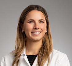 Cassie Geiger's Instagram, Twitter & Facebook