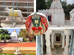 chhattisgarh banbarad papmochan kund lord vishnu temple where people washed  sin of cow slaughter know all about it यहां मिलती है गौ हत्या के पाप से  मुक्ति, छत्तीसगढ़ के बानबरद और उस