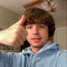 He is an american youtuber notable for his expensive stunts and philanthropy. Karl Jacobs Age Wiki Net Worth Bio Height Girlfriend