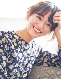 Very モデル 佳子