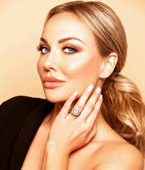 Jess Koehler's Instagram, Twitter & Facebook