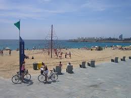 Per a això, comptem amb els millors entrenadors i amb la maquinària esportiva d'última generació. Nova Icaria Beach In Barcelona Spanien Sygic Travel