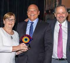 Give Sight. Change lives.