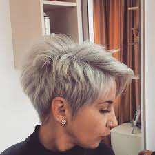 pin von robin kendall auf kapsels frisuren kurze haare frisur ideen frisur dicke haare