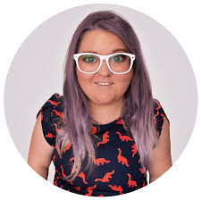 Jess Summers's Instagram, Twitter & Facebook