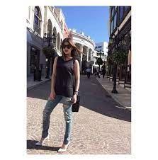 Black Tank Top Tattered Jeans Anne Curtis Style Outfits Tattered Jeans Anne Curtis
