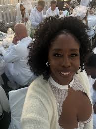 The most elegant pop-up picnic of the season lands in Orlando this  Saturday, November 1st. 🤍 @dinerenblancorlando , get ready to make magic  at the secret destination! Dress head-to-toe in white, bring