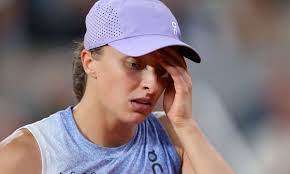 Wimbledon: Where Did Lulu Sun Go to College? Everything to Know About Emma  Raducanu's Opponent's Academic Life