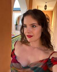 Megan Moon 🌙 (@megan_moon_) • Instagram photos and videos