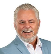 Larry Mcnabb's Instagram, Twitter & Facebook