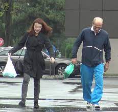 Performanțele cu spada ale doamnei ana maria popescu sunt mari și incontestabile, dar nu pot să spun că mă umple de admirație comportamentul ei ca om. Cine Este Iubita Lui Cristian Tudor Popescu Ea E Singura Femeie Cu Care A Fost VÄzut In Public Ctp Foto Impact