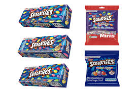 Uk nestlé smarties, before (above) and immediately after (below) transition to natural colours. Smarties Nestle