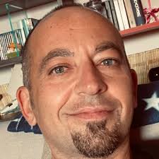 Cerca bassisti a Merate