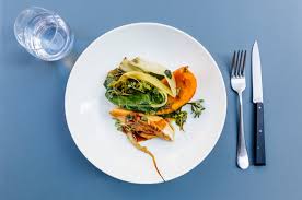 Refus Des Repas Par La Personne Agee Demente A Domicile Comprendre Pour Mieux Aider Aidons Les Notres