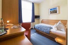 Haus margarete am meer is a building in lower saxony. Hotel Haus Margarete Am Meer Kaiserstr 2 26548 Norderney Deutscher Hotelfuhrer