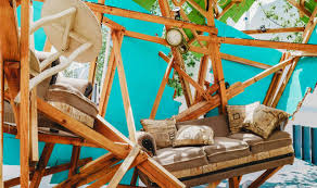 High heels chair and sofa. 8 Weird Unusual Chairs