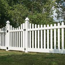 Buy online and get free shipping to any home location! Lennox 4x8 Vinyl Picket Fence Kit Vinyl Fence Freedom Outdoor Living For Lowes