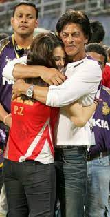 Team Shah Rukh Khan - Happy Happy Veer Zara moment from IPL 😍 | Facebook