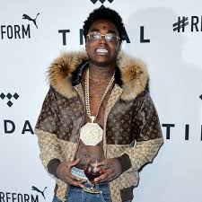 Off as crash dummies now i be itching to wack something now i be itching to bag something ima get more time if, i murder the hype i'm staying all nighter, i'm. Kodak Black S Security Guard Shot In Parking Lot Ambush Rother Radio