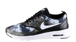 Für diese variante sind keine fotos verfügbar. Latest Nike Air Max Thea Trainer Releases Next Drops The Sole Supplier