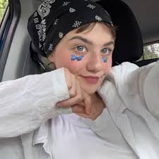 Micah Walters (@mahy_kah)